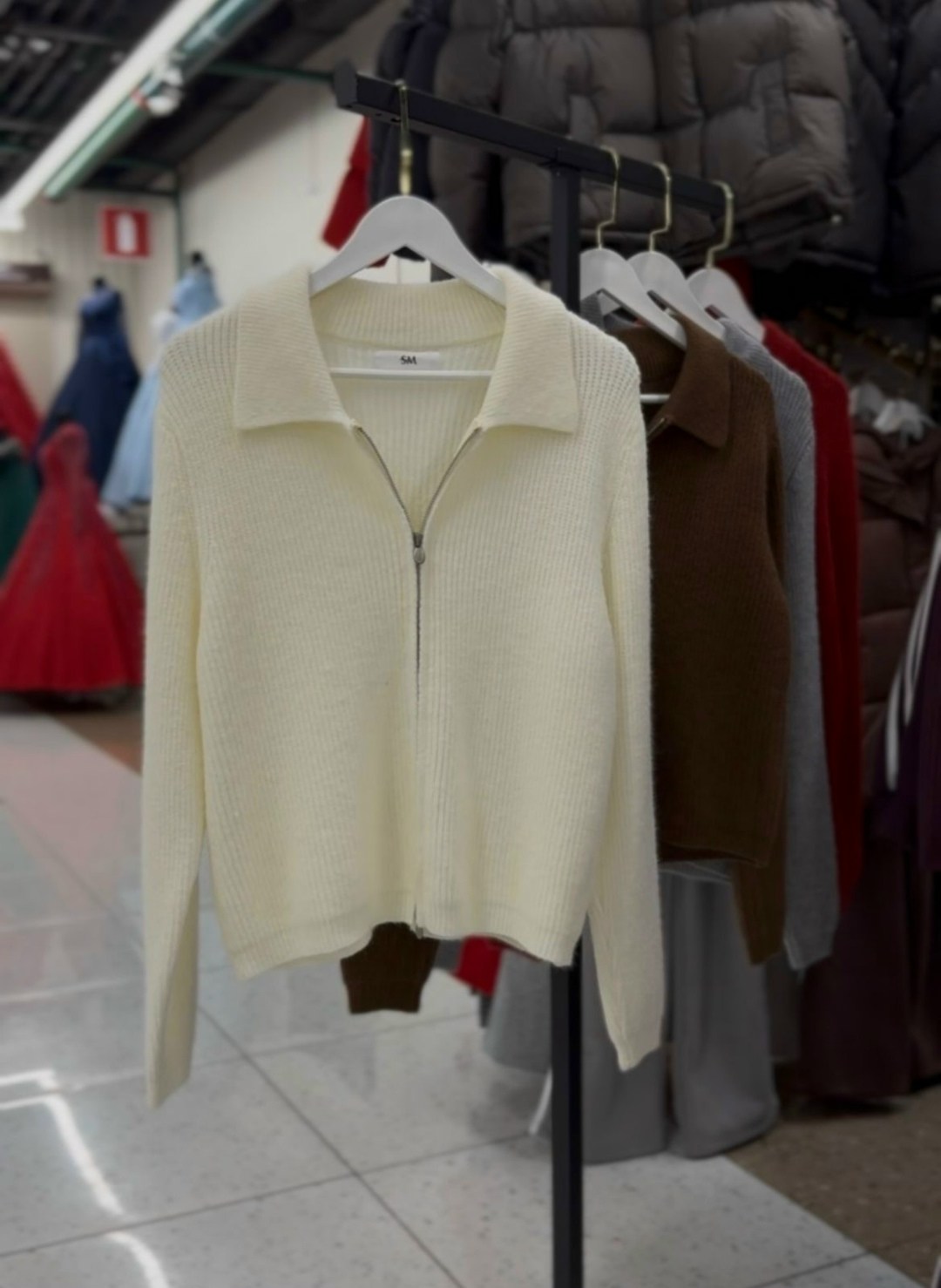 модные свитера,свитер трикотажный,модный женский свитер,женский свитер,вязаные свитера