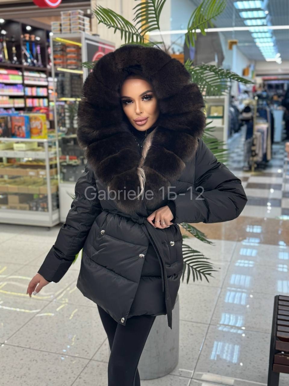 пуховики с мехом,пуховики с натуральным мехом,короткий пуховик,зимние куртки,женская зимняя куртка