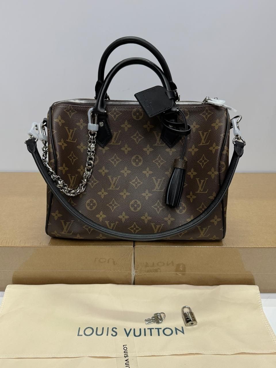 сумка женская louis vuitton,сумкa louis vuitton,кожаная сумка louis vuitton,louis vuitton сумка на плечо,дорожная сумка louis vuitton