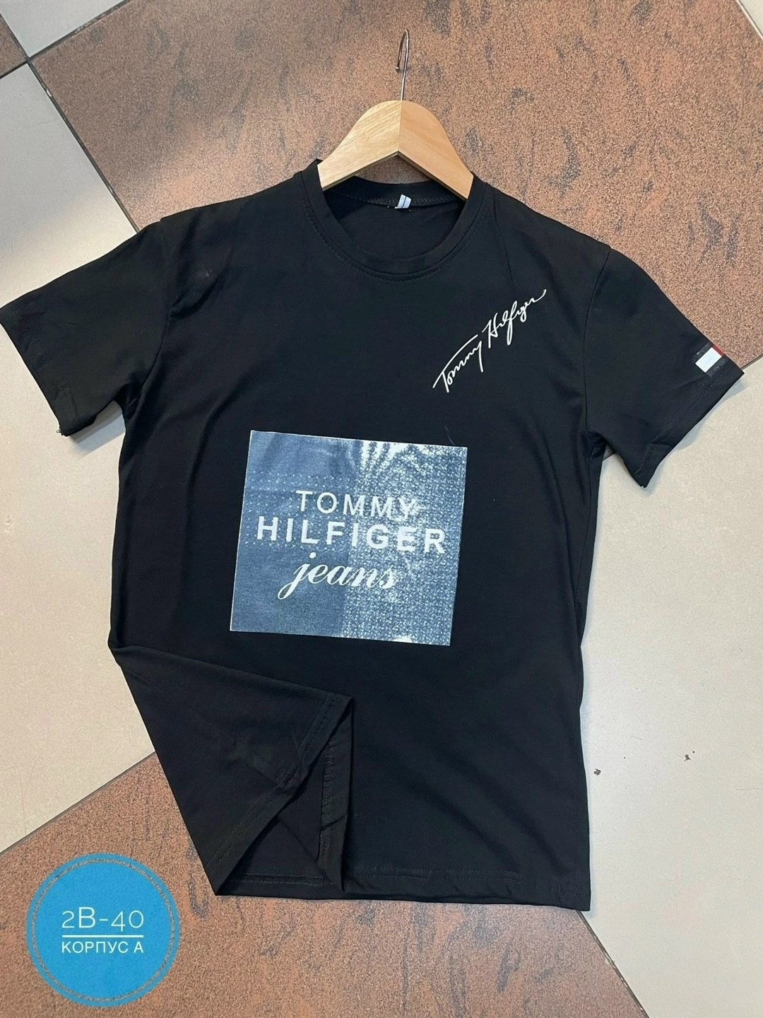 футболки для мужчин,футболка мужская,футболка томми хилфигер мужские белая,белая футболка мужская,футболка томми хилфигер мужские