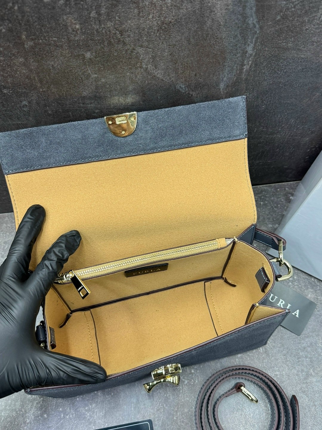 сумка замшевая,сумка,сумка женская,сумки coccinelle замшевая сумка,сумка женская замшевая