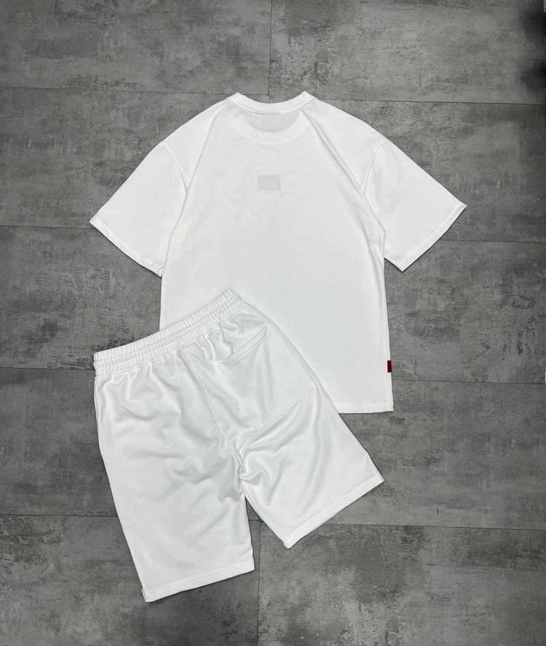 комплект спортивного костюма,спортивные костюмы мужские,мужские спортивные комплект,костюм футболка шорты