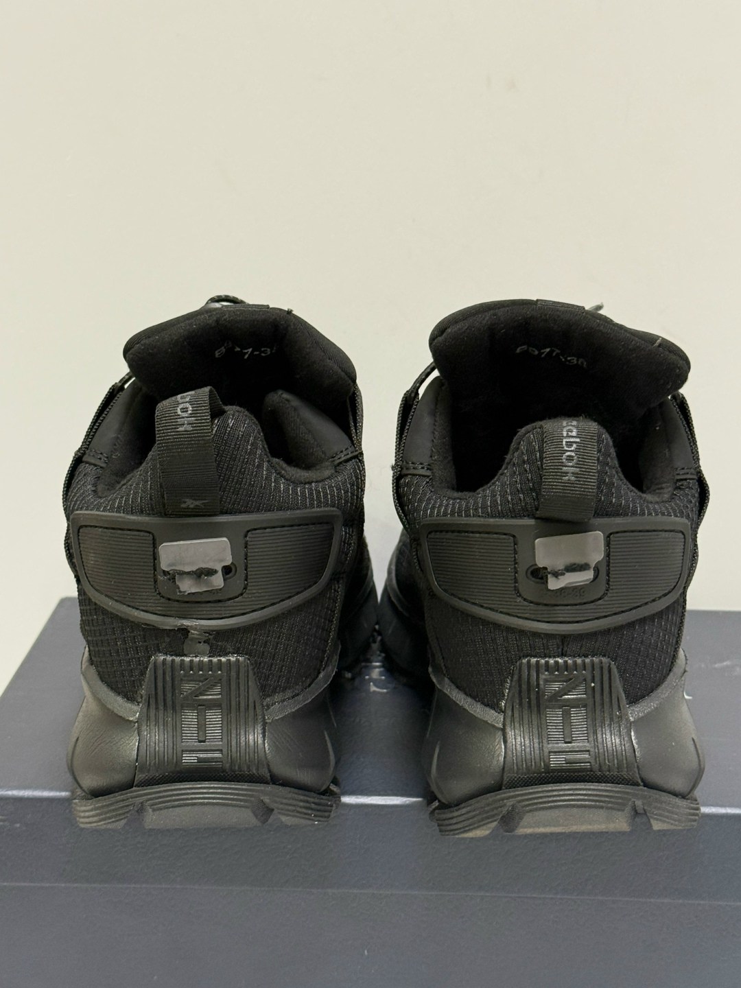 кроссовки мужские reebok zig kinetica edge,кроссовки мужские reebok zig kinetica,кроссовки reebok zig kinetica,зимние кроссовки reebok zig kinetica,кроссовки reebok zig kinetica edge