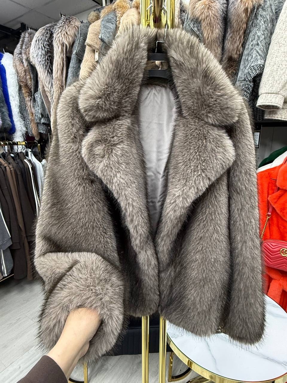 куртка меховая,шубка,меховое пальто,женская шуба,пальто из натурального меха
