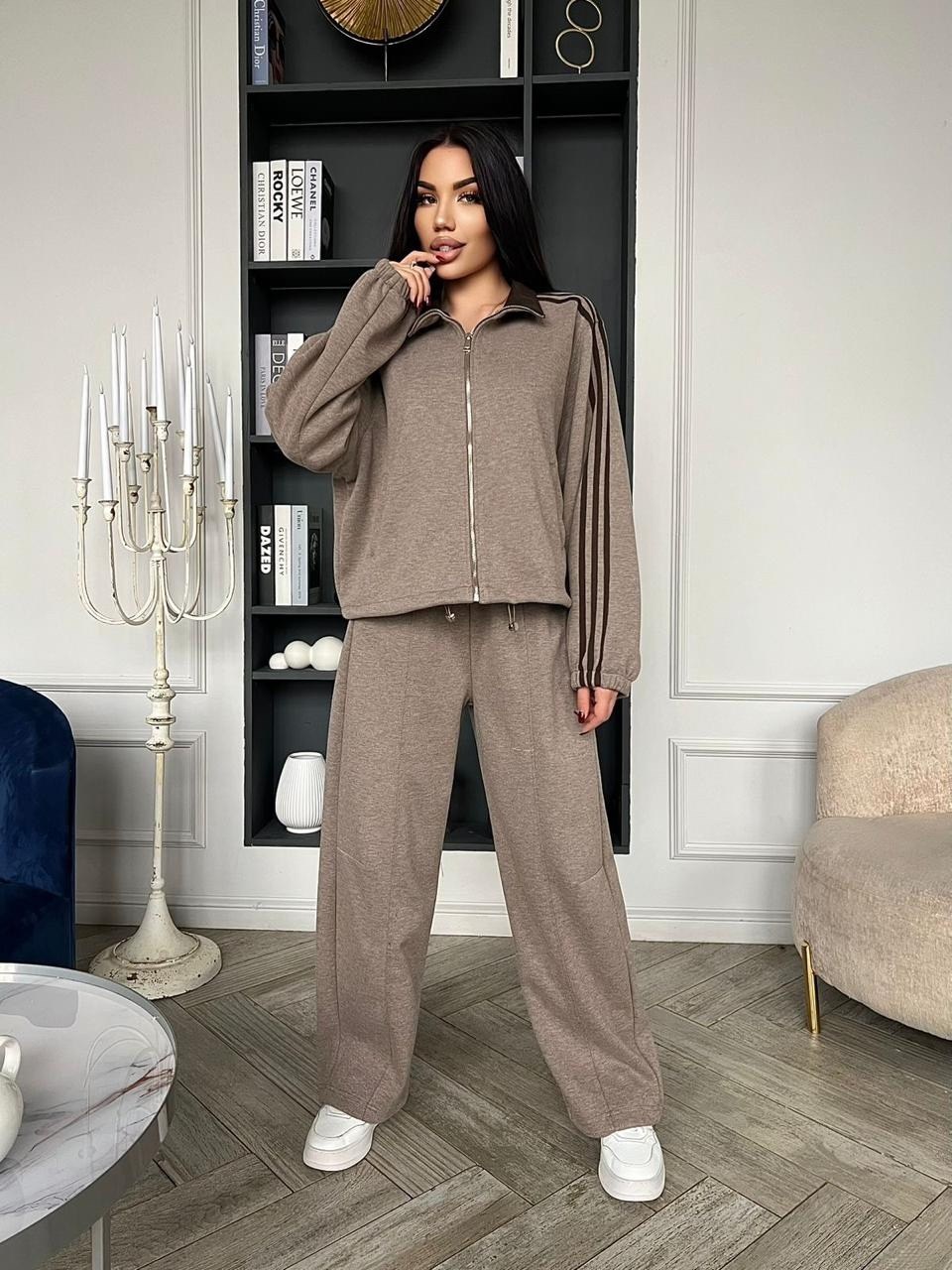 костюмы женские,стильные костюмы,трикотажные костюмы,спортивные костюмы женские,костюмы спортивные