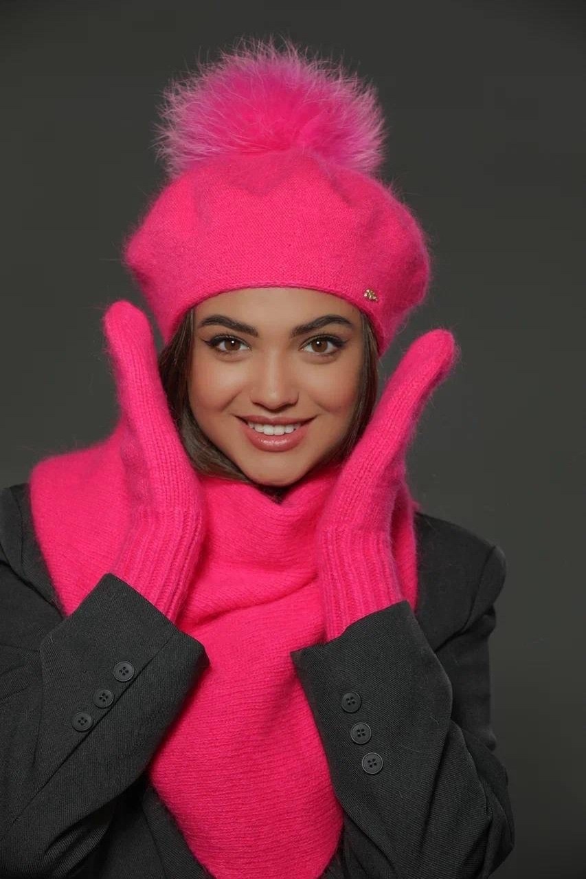 варежки из ангоры,женские варежки меховые,комплект шапок,варежки ангора,зимние женские варежки