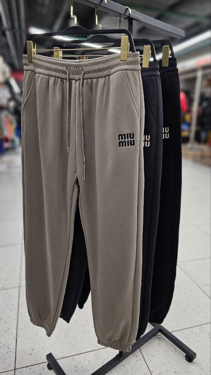 модные брюки,спортивные штаны,спортивные брюки,брюки стильные,брюки свободные