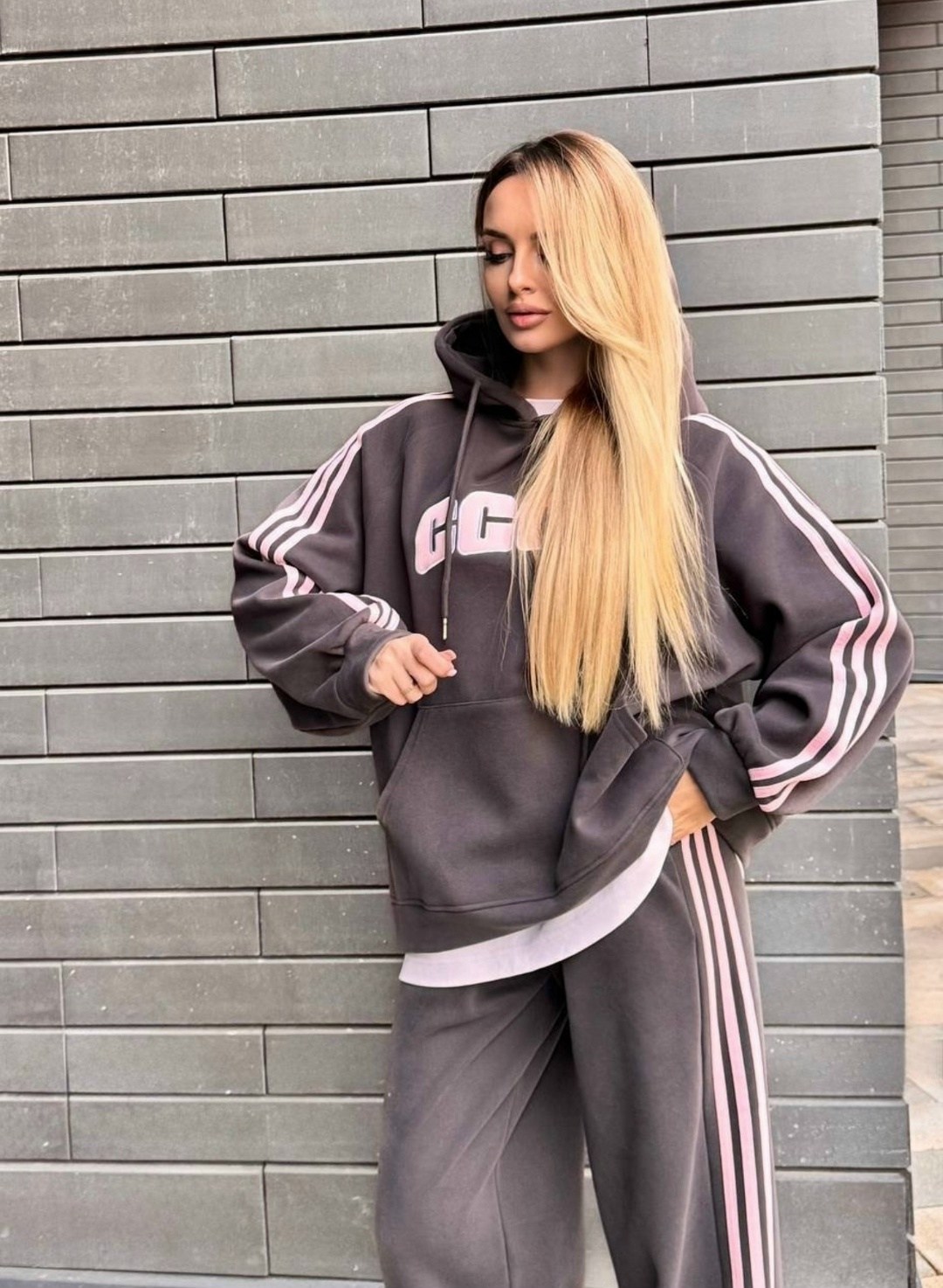 спортивные костюмы женские,костюмы спортивные,стильные костюмы,спорт костюм,теплый костюм