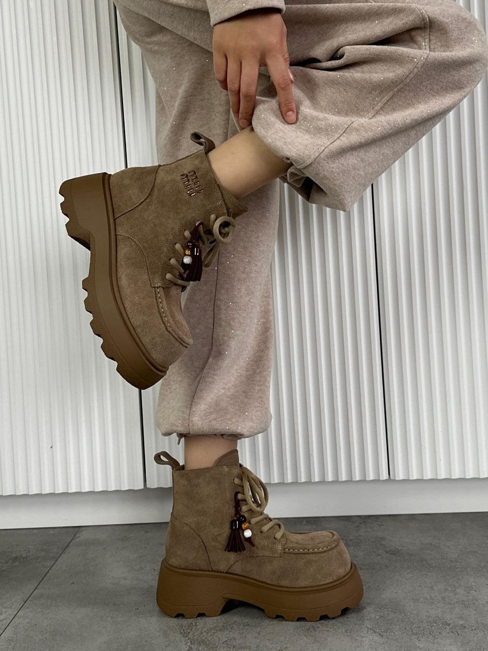 ,ботинки женские,ботинки модные,замшевые ботинки,женская