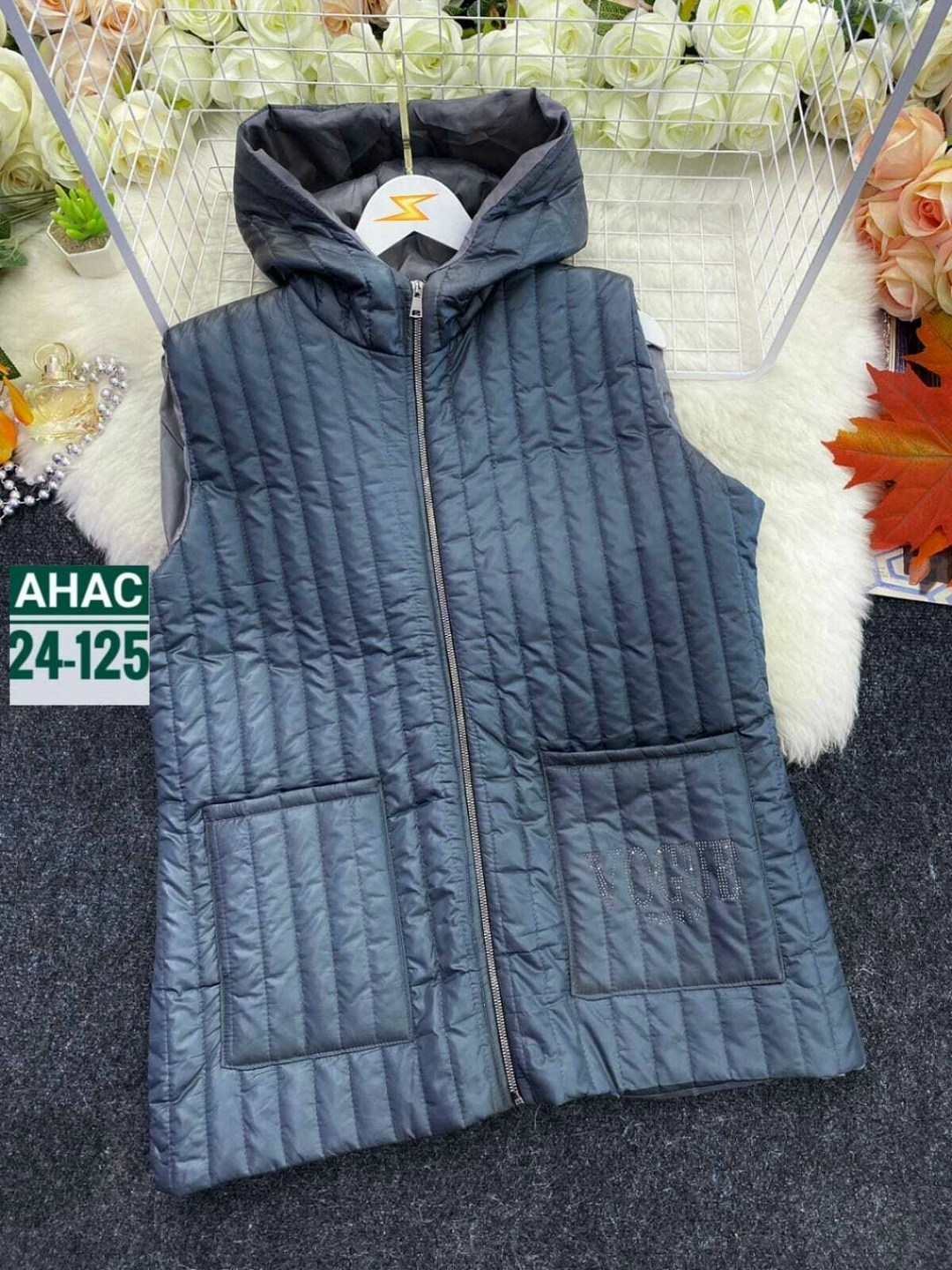 жилетка женская,жилетка безрукавка,жилетка,жилет,жилет на синтепоне