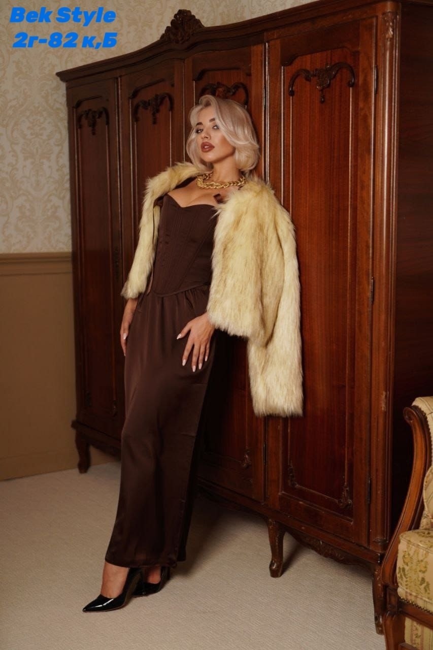 девушка,шикарное платье,платье идеальное,красивая блондинка,стильное платье