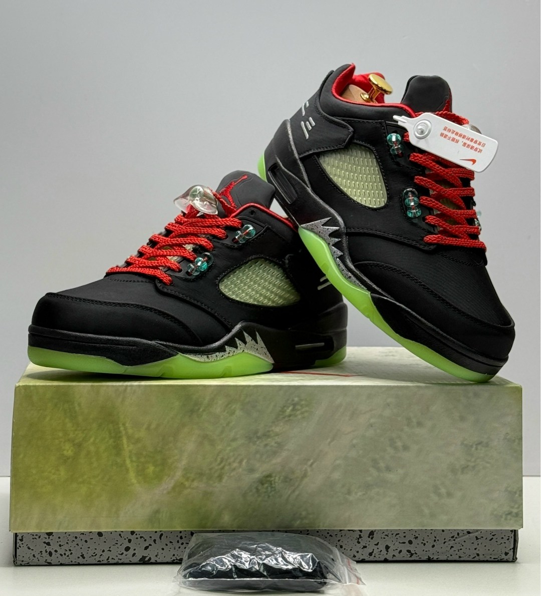 nike air jordan 5 low & clot,nike air jordan 5 low,nike air jordan 5,nike air jordan 5 retro,air jordan 5 low