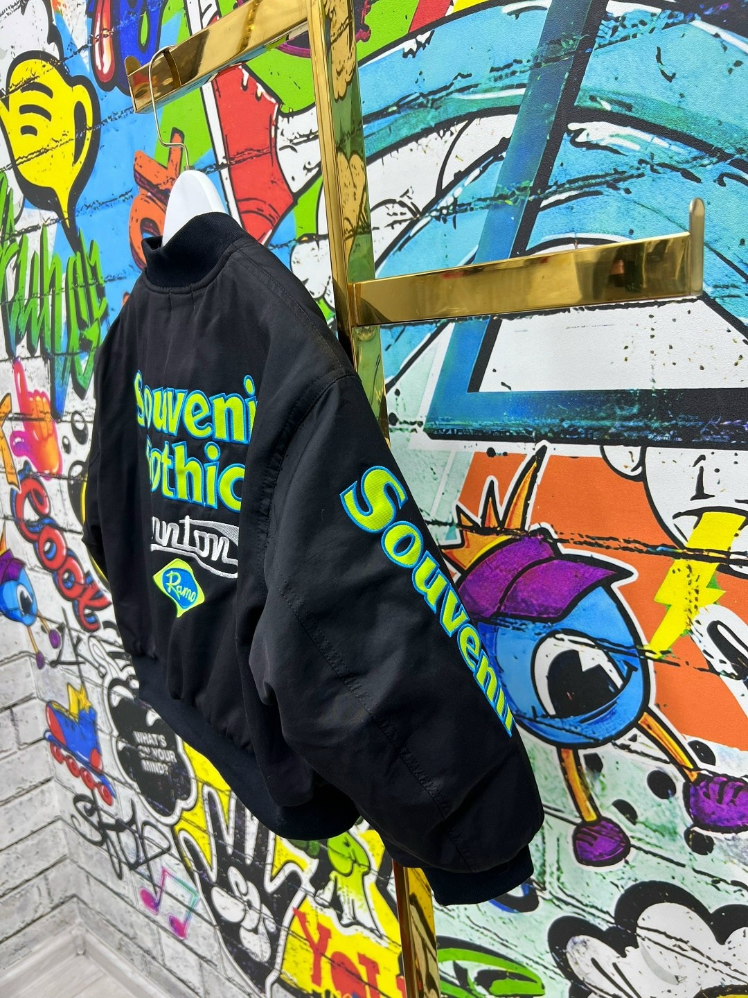 куртка бомбер,куртка,бомбер мужская куртка,уличная куртка