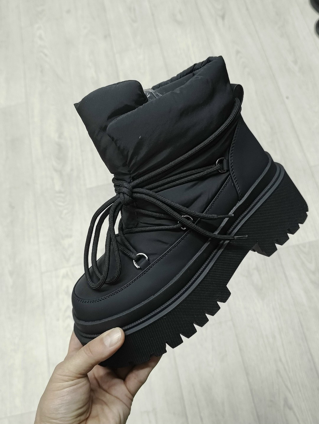 ,дутики женские, зимняя женская,ботинка женские зимние,дутики