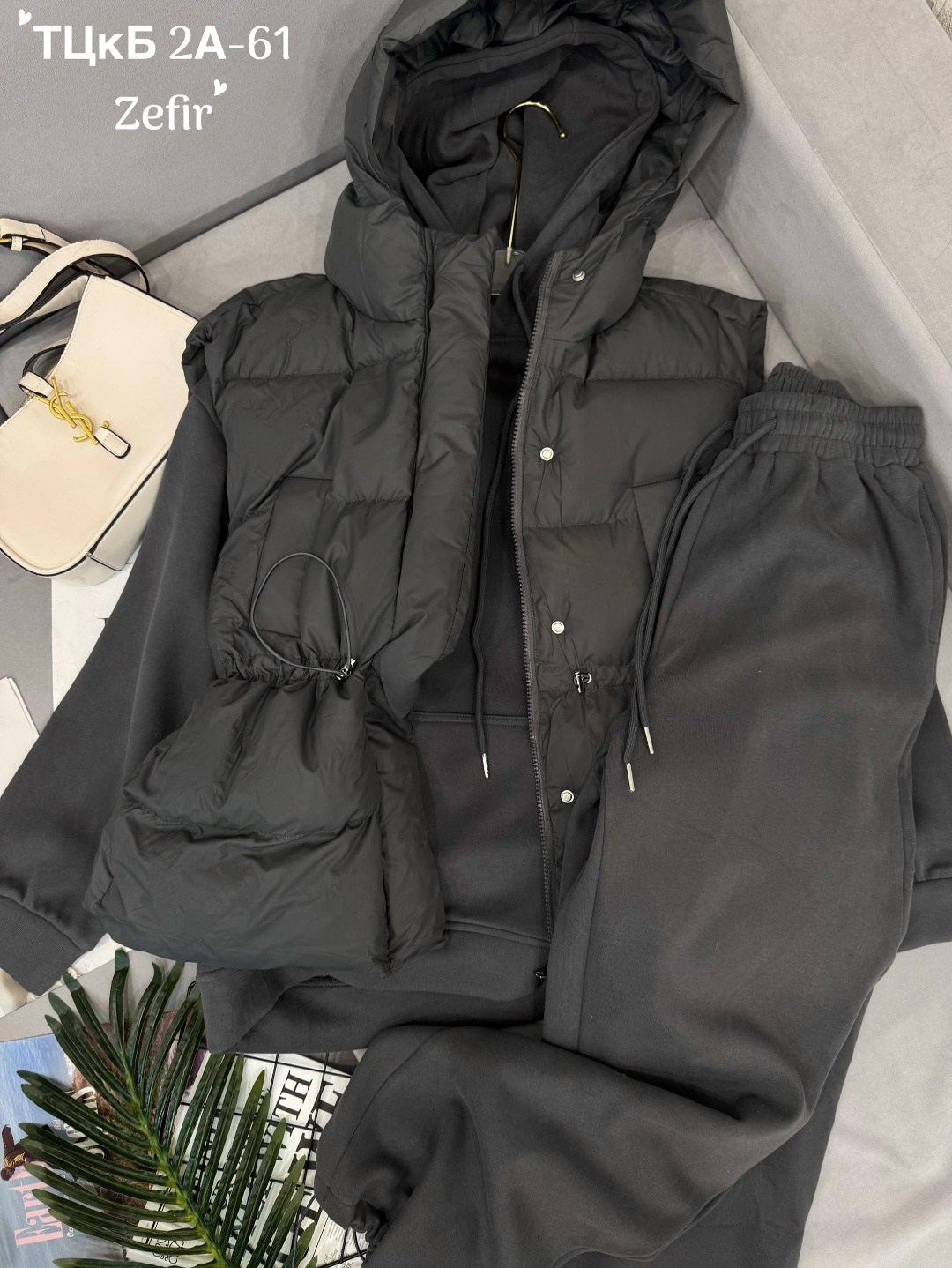 костюм женский тройка,костюм тройка,костюм тройка женский с жилетом спортивный,женский спортивный костюм тройка,жилетка костюм