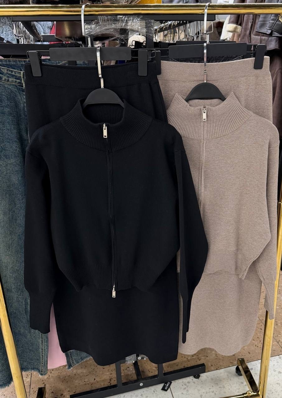 костюм повседневный,трикотажные костюмы,костюм трикотажный с юбкой,вязаный костюм с юбкой,женские костюмы с юбкой