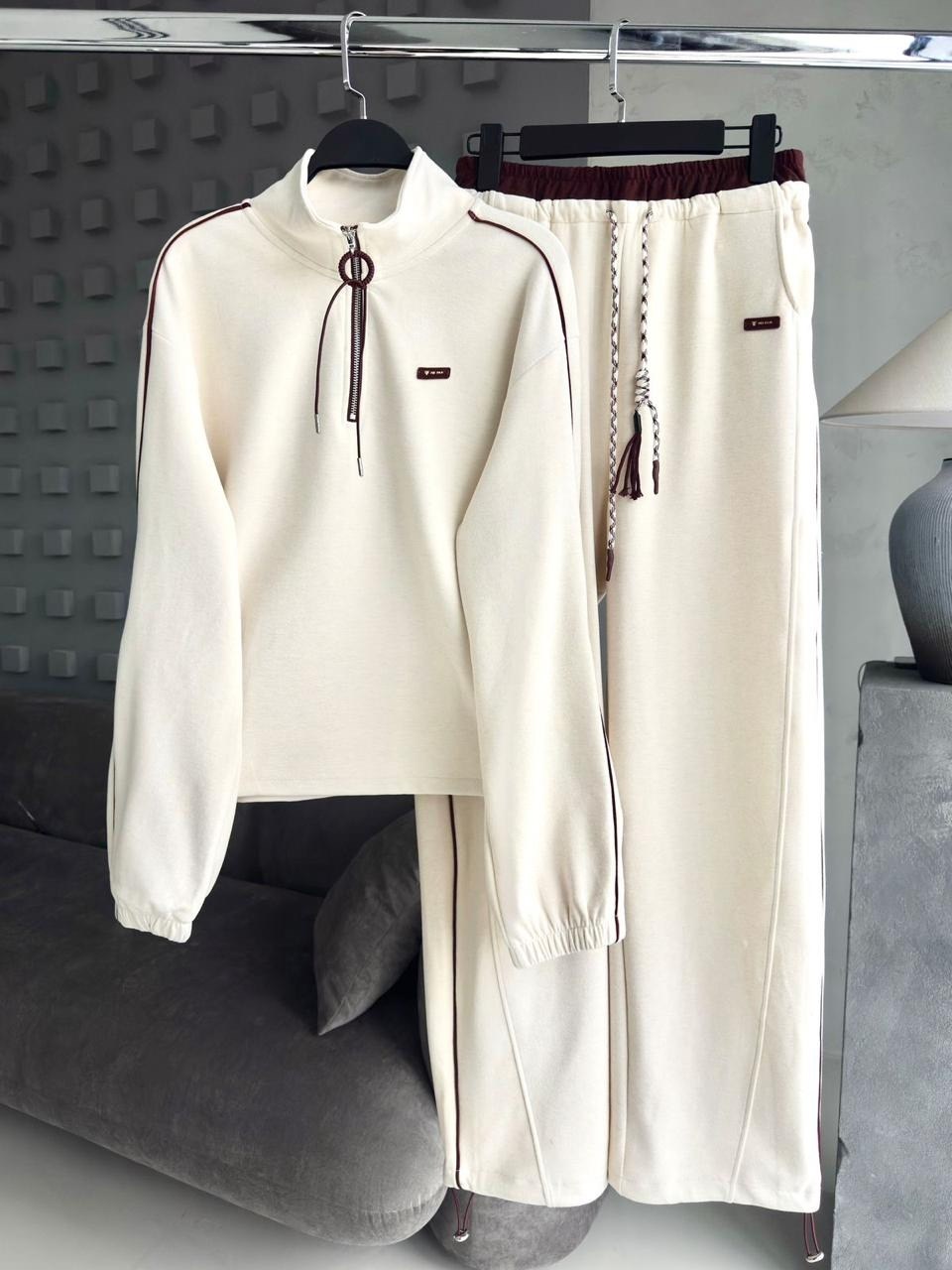 трикотажные костюмы,стильные костюмы,костюмы женские,костюмы спортивные женские,бежевый костюм