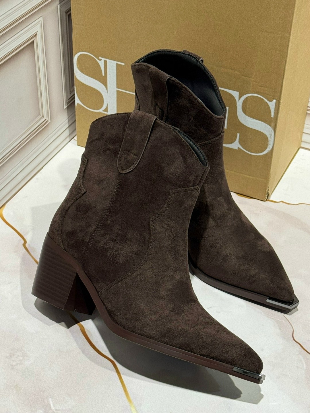 ,замшевые казаки,полусапоги,замшевые ботильоны,сапоги казаки