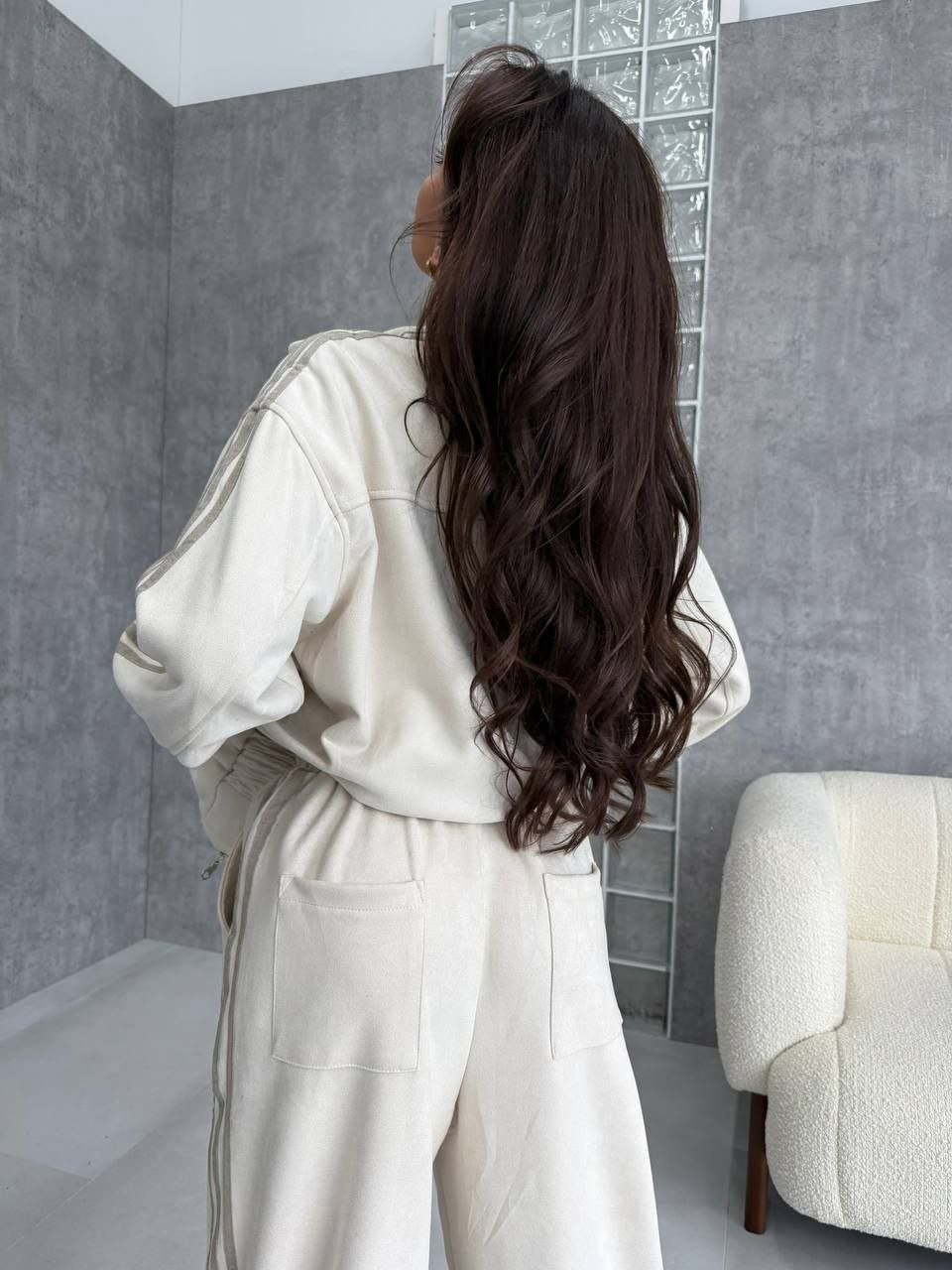 костюмы брючные,костюм бежевый,костюмы женские,спортивные костюмы женские,велюровые костюмы