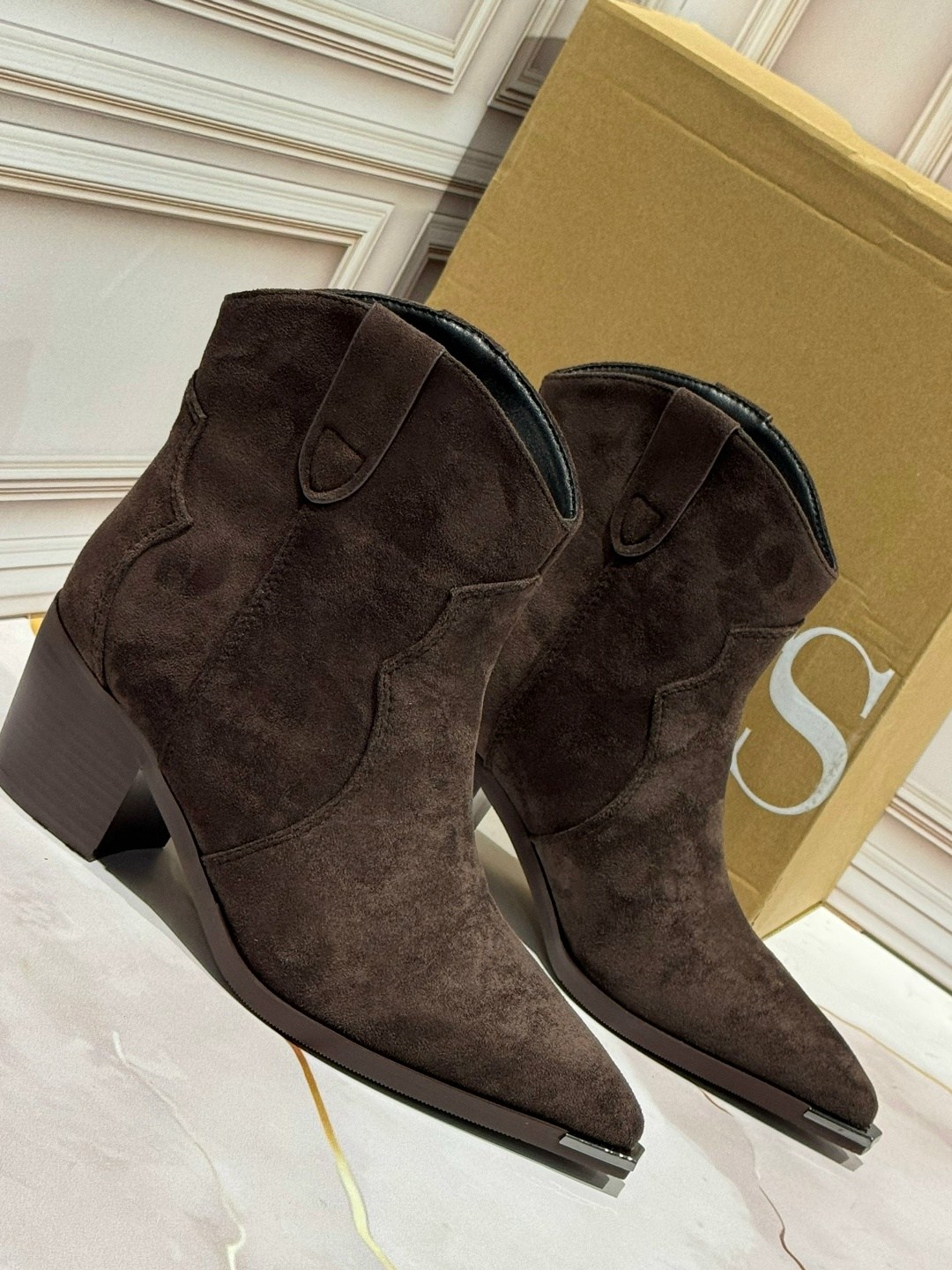 ,замшевые казаки,полусапоги,замшевые ботильоны,сапоги казаки