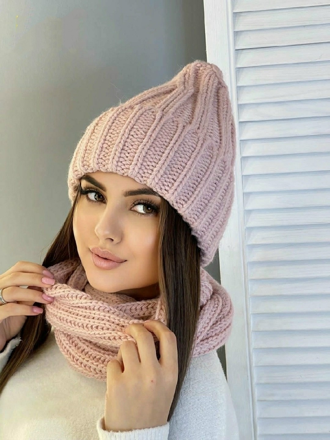 шапка снуд,женская вязаная шапка,комплект шапки,комплект шапка и снуд зимний вязаный,женский вязаный комплект