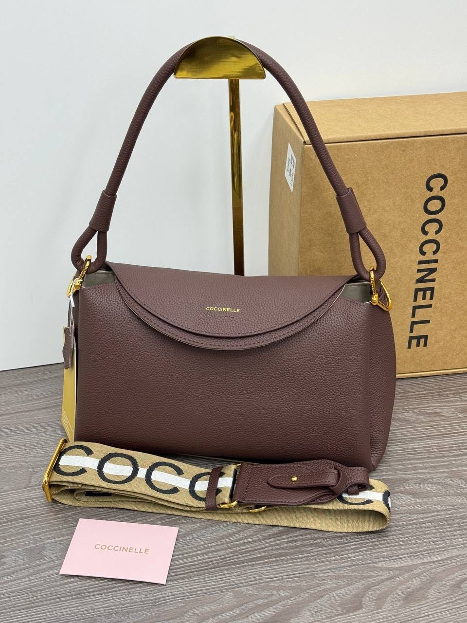 coccinelle сумка,женская сумка coccinelle,сумка женская,сумка,женская брендовая сумка