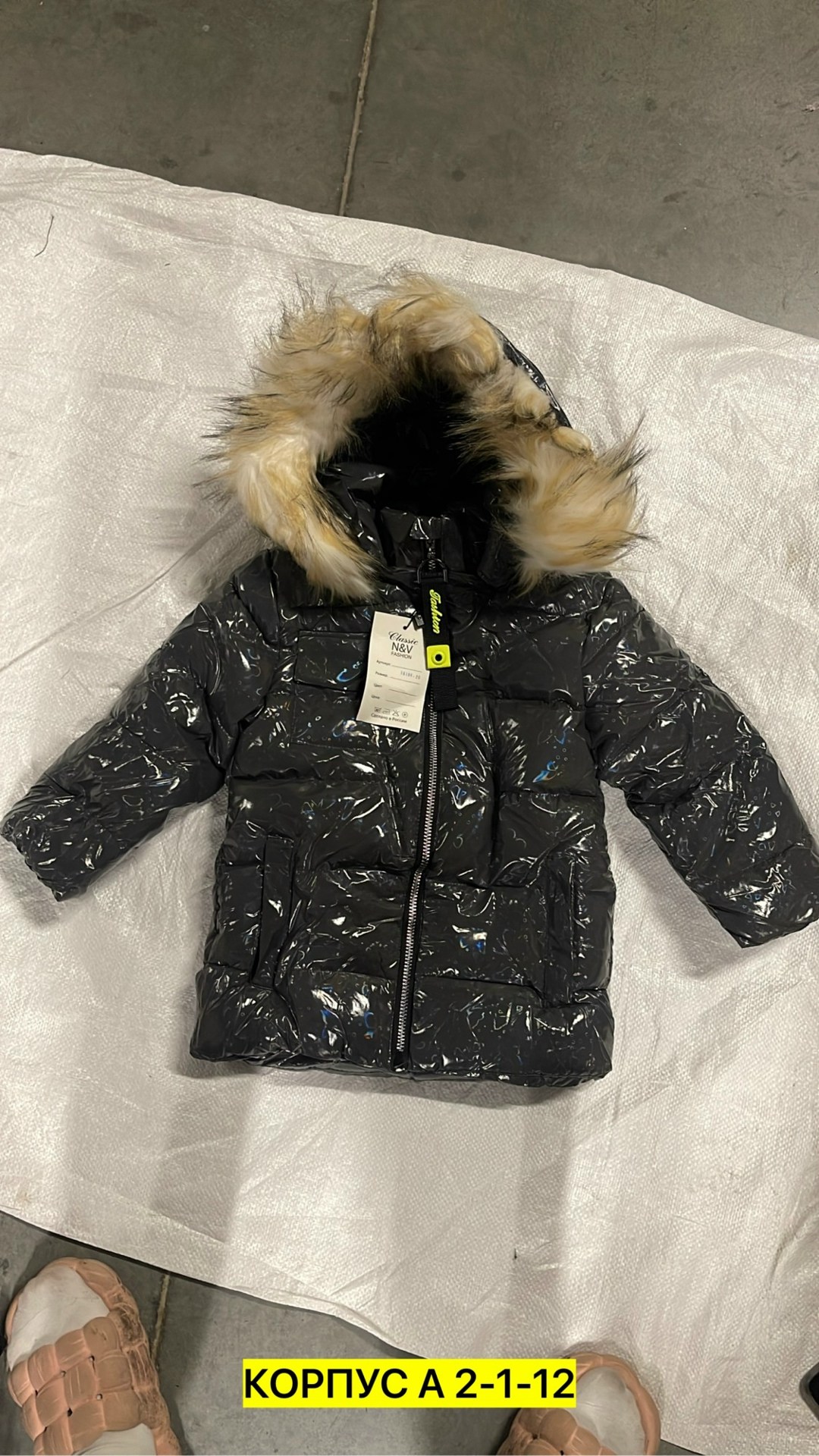 блестящий пуховик мальчика,детские зимние куртки для мальчиков,зимняя куртка,куртка для мальчика,зимняя куртка для мальчика