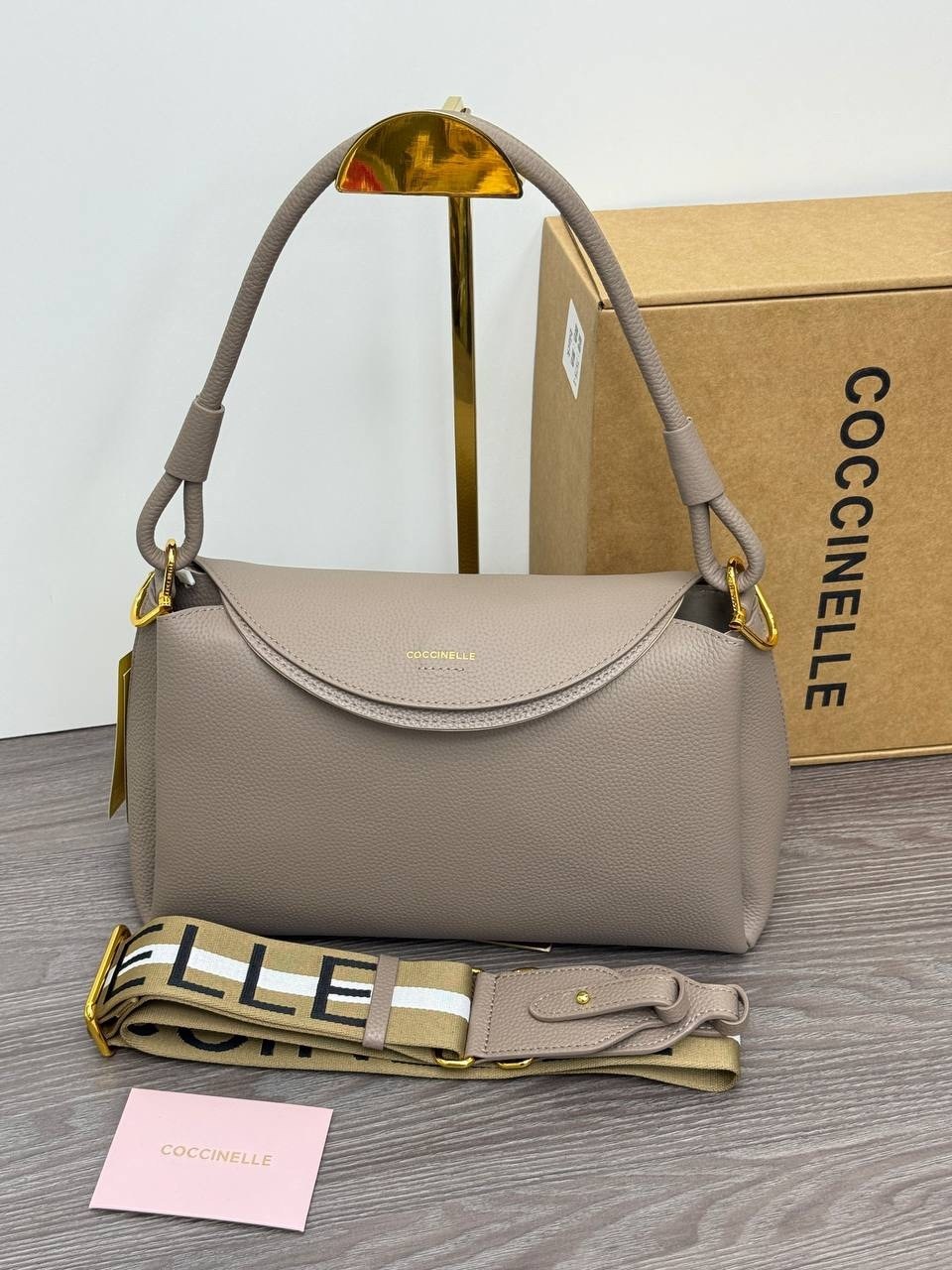 coccinelle сумка,женская сумка coccinelle,сумка женская,сумка,женская брендовая сумка