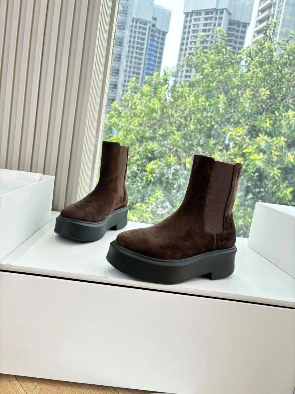 ,замшевые ботинки,платформа ,ботинки женские,женская