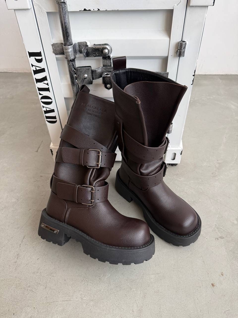 ,сапоги модные,женские сапоги,женская ,модные ботинки