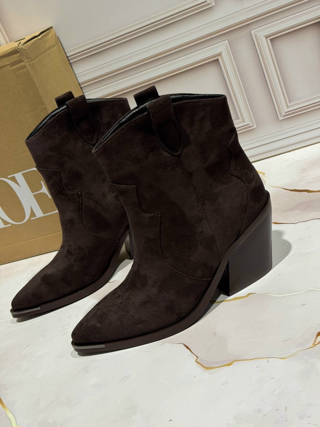 ,казаки замшевые эконика,замшевые казаки,сапоги казаки, женская