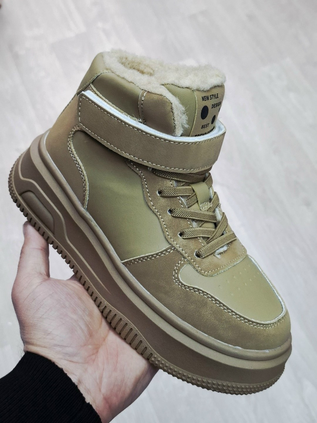 ,женская зимняя ,зимняя ,зимние кроссовки женские,ботинки женские