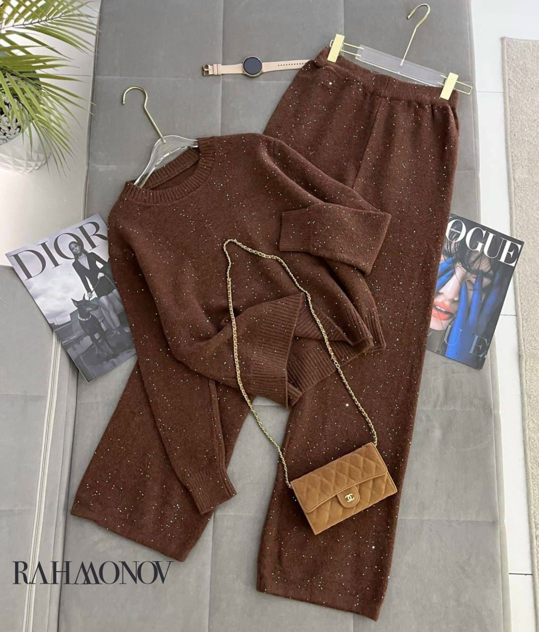 костюмы брючные,трикотажные костюмы,брюки женские черные,женские брючные костюмы,брюки со стразами