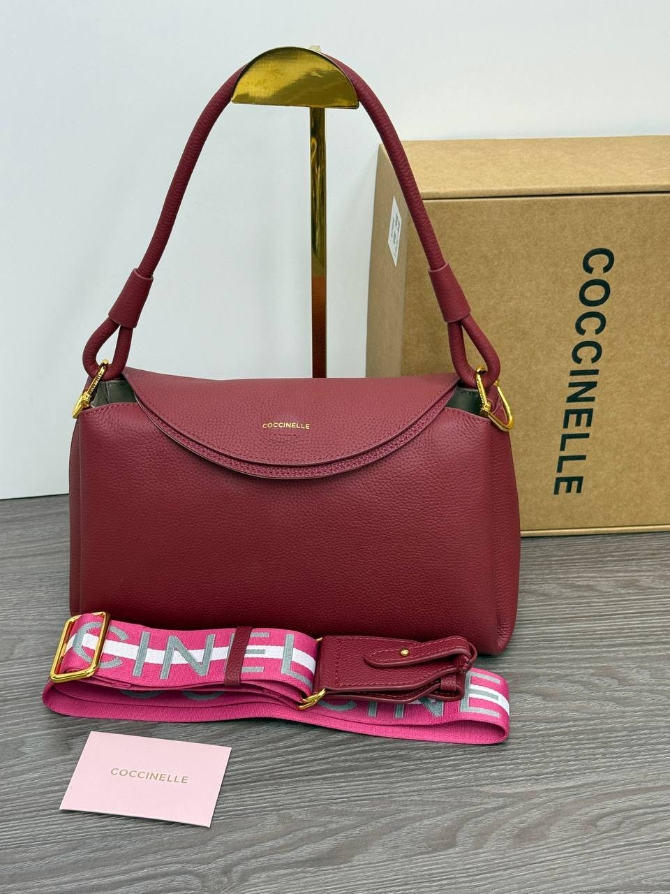 coccinelle сумка,женская сумка coccinelle,сумка женская,сумка,женская брендовая сумка