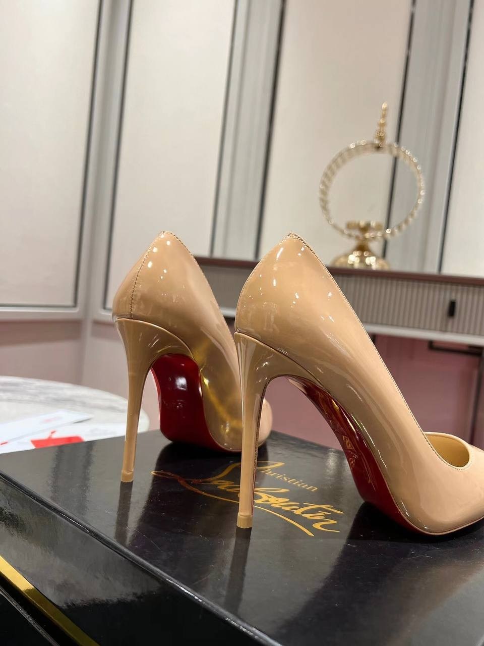 туфли christian louboutin,женские туфли лодочки,,туфли лаковые женские бежевые,женский туфли