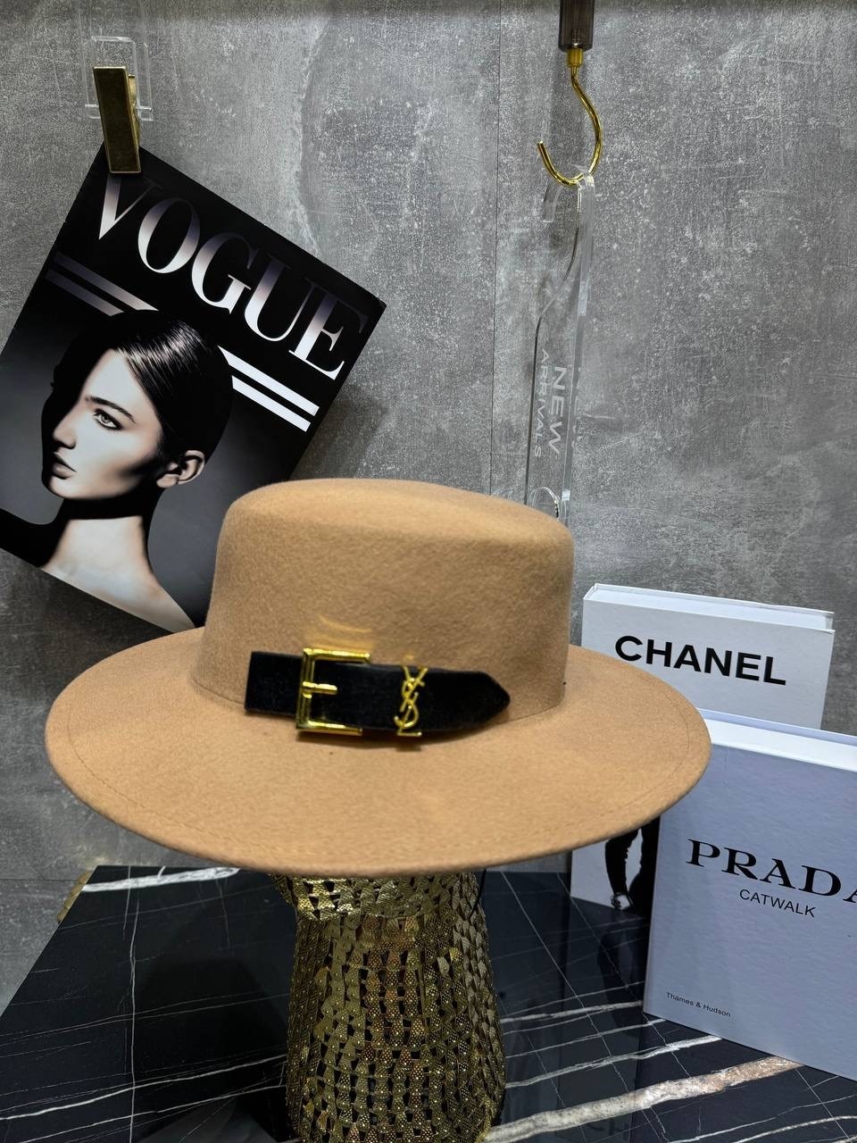 prada шляпа,женская шляпа,шляпа prada женская соломенная,шляпа модная,шляп