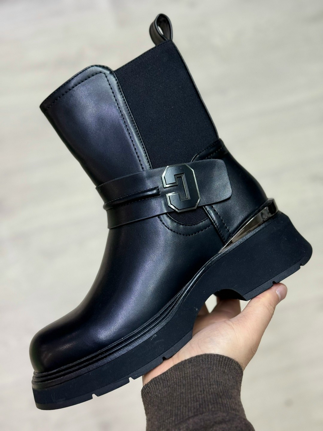 ,ботинки женские,полусапоги,сапожки,женская