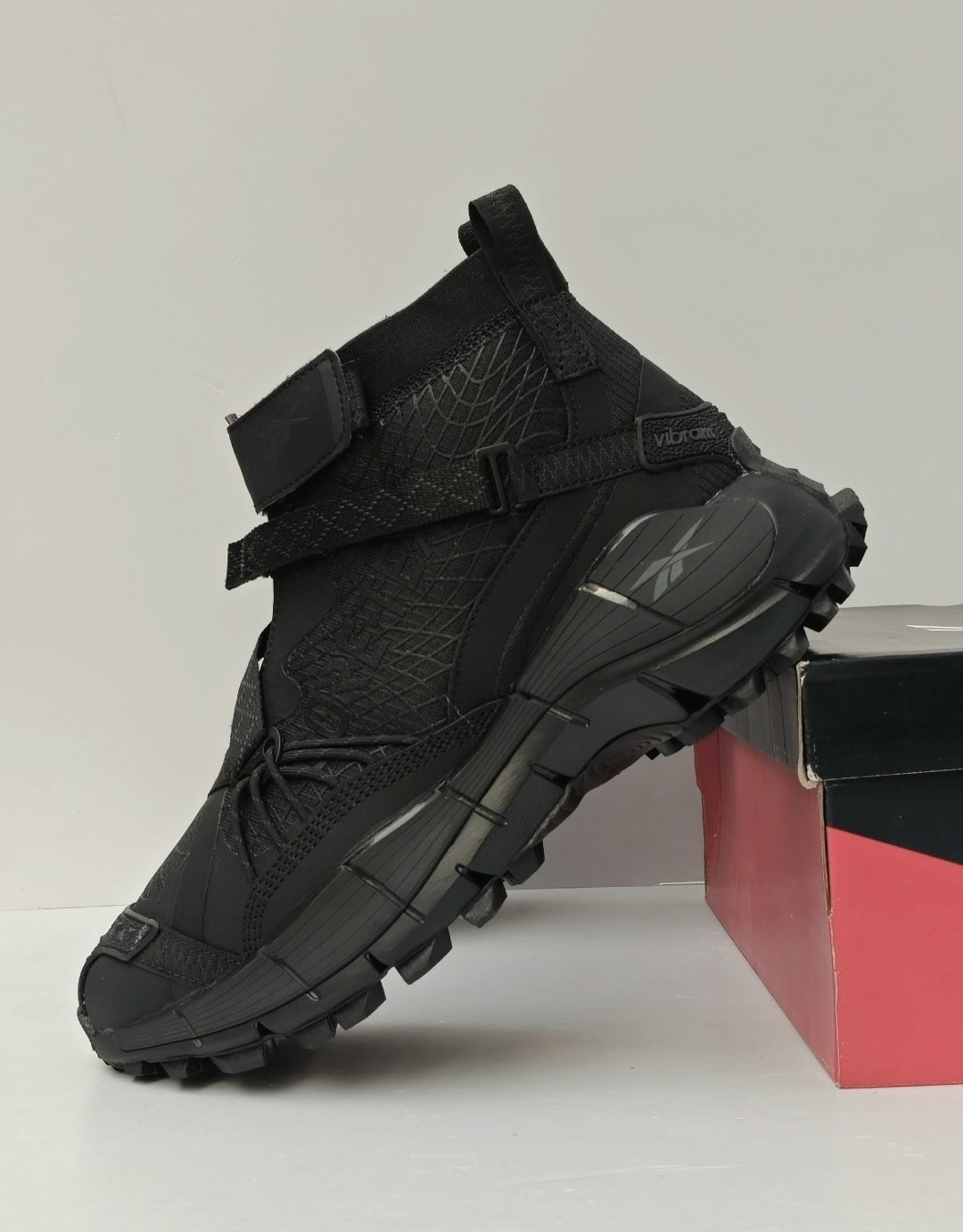 кроссовки мужские reebok zig kinetica ii edge,кроссовки reebok zig kinetica ii edge,кроссовки reebok zig kinetica 2 edge gore tex,зимние кроссовки reebok zig kinetica,кроссовки мужские reebok zig kine