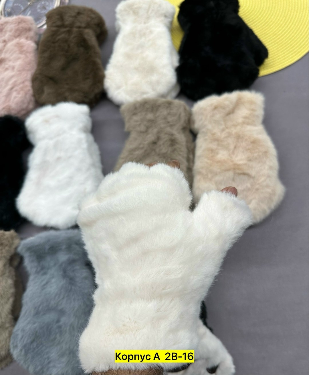 варежки и перчатки,варежки женские,варежки меховые,меховые перчатки,перчатки варежки женские