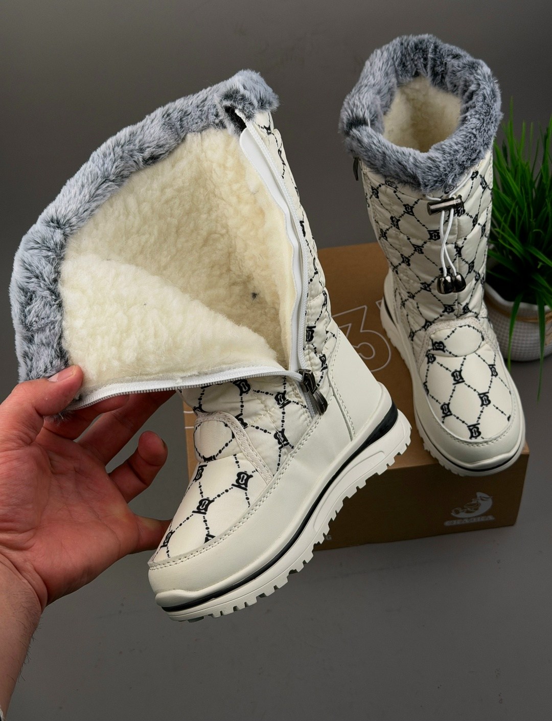 дутыши луи виттон,,модные дутики,дутыши луи виттон кроссовки,женские дутики