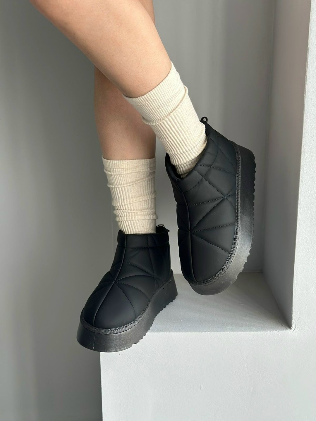 угги дутики женские короткие на высокой платформе,обувь,дутики женские короткие,угги женские,угги зимние короткие на толстой подошве