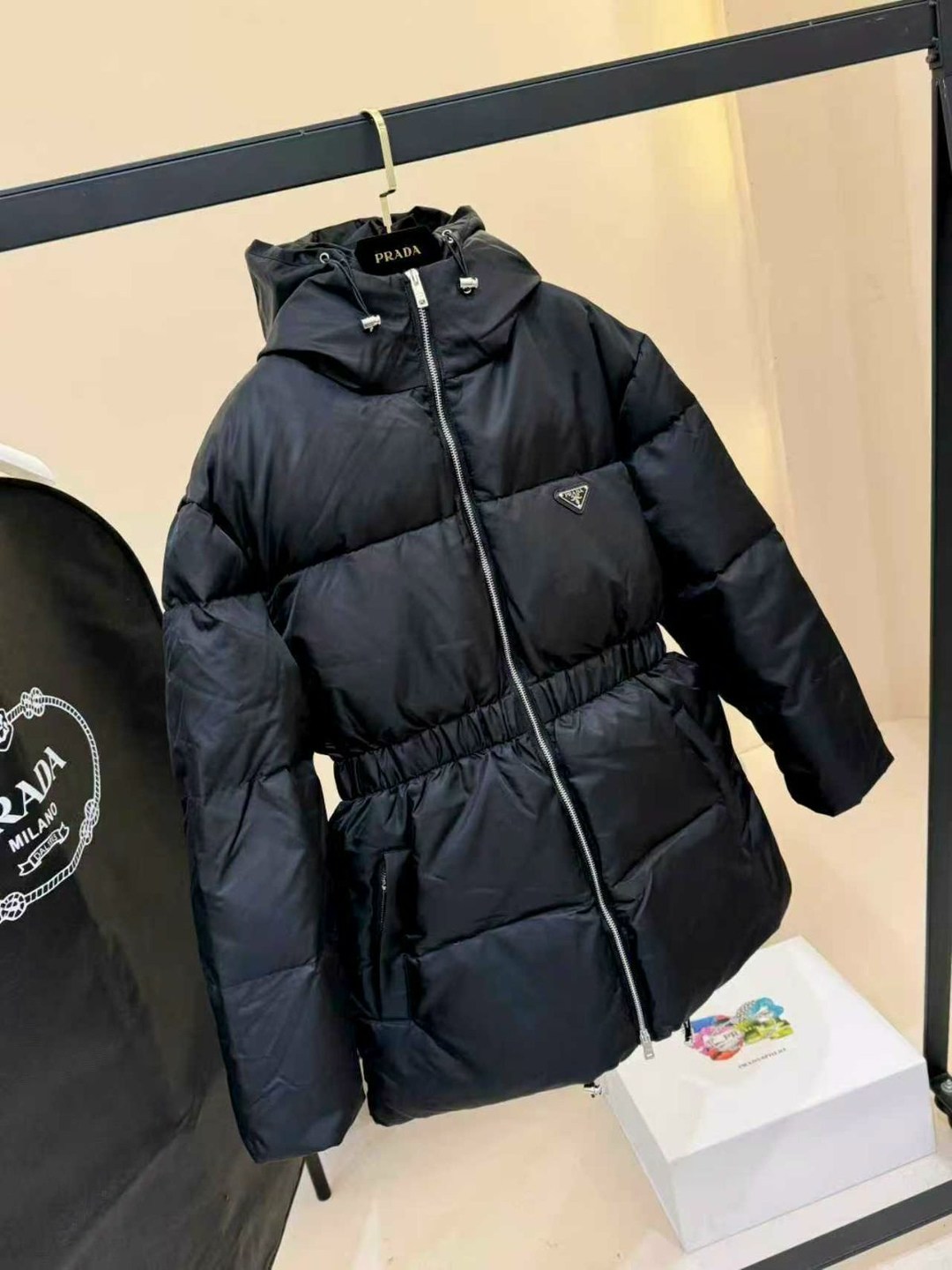 пуховик prada женский,пуховик prada,куртка пуховик,пуховик прада,куртка prada