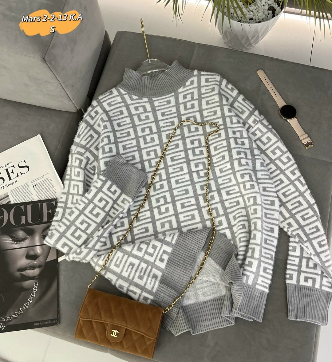 свитер fendi,свитеры модные,свитера женские,вязаные свитера женские,свитер фенди