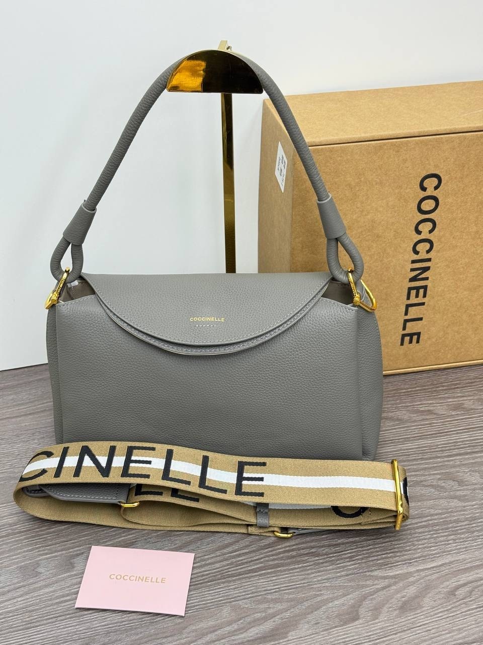 coccinelle сумка,женская сумка coccinelle,сумка женская,сумка,женская брендовая сумка