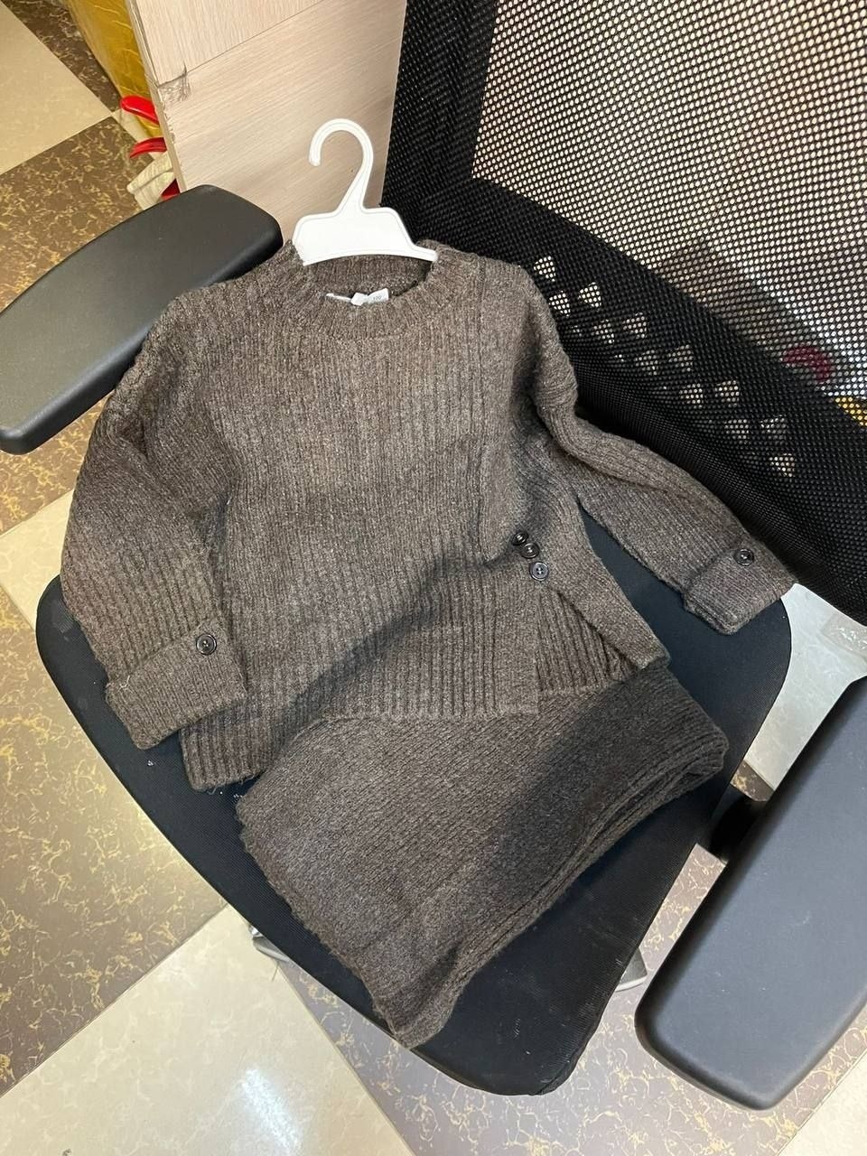 костюм детский теплый,свитер для девочек,костюмы для девочки,брюки вязаные,вязаные костюмы