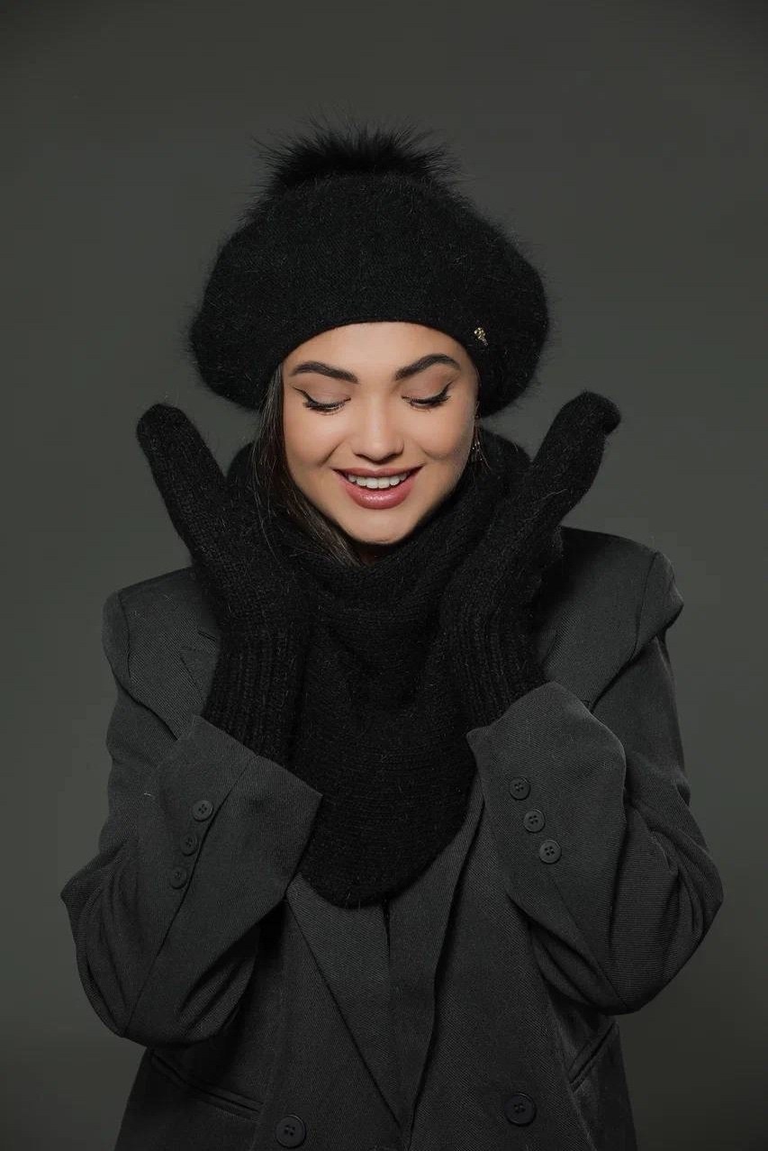 варежки из ангоры,женские варежки меховые,комплект шапок,варежки ангора,зимние женские варежки