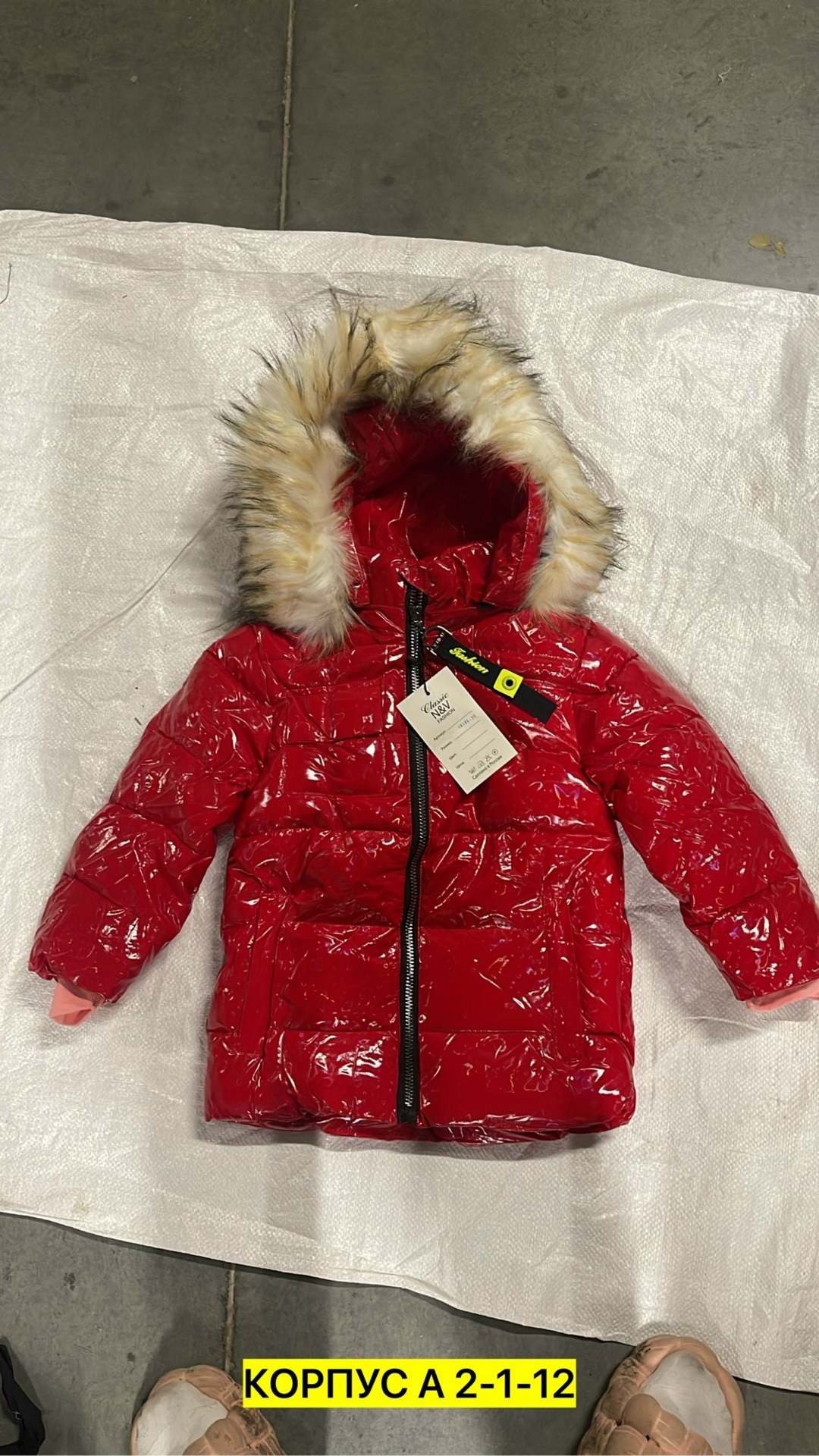 блестящий пуховик мальчика,детские зимние куртки для мальчиков,зимняя куртка,куртка для мальчика,зимняя куртка для мальчика