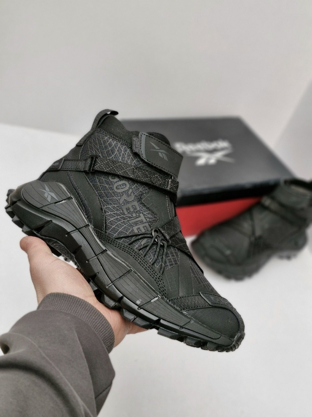 кроссовки мужские reebok zig kinetica ii edge,кроссовки reebok zig kinetica ii edge,кроссовки reebok zig kinetica 2 edge gore tex,зимние кроссовки reebok zig kinetica,кроссовки мужские reebok zig kine