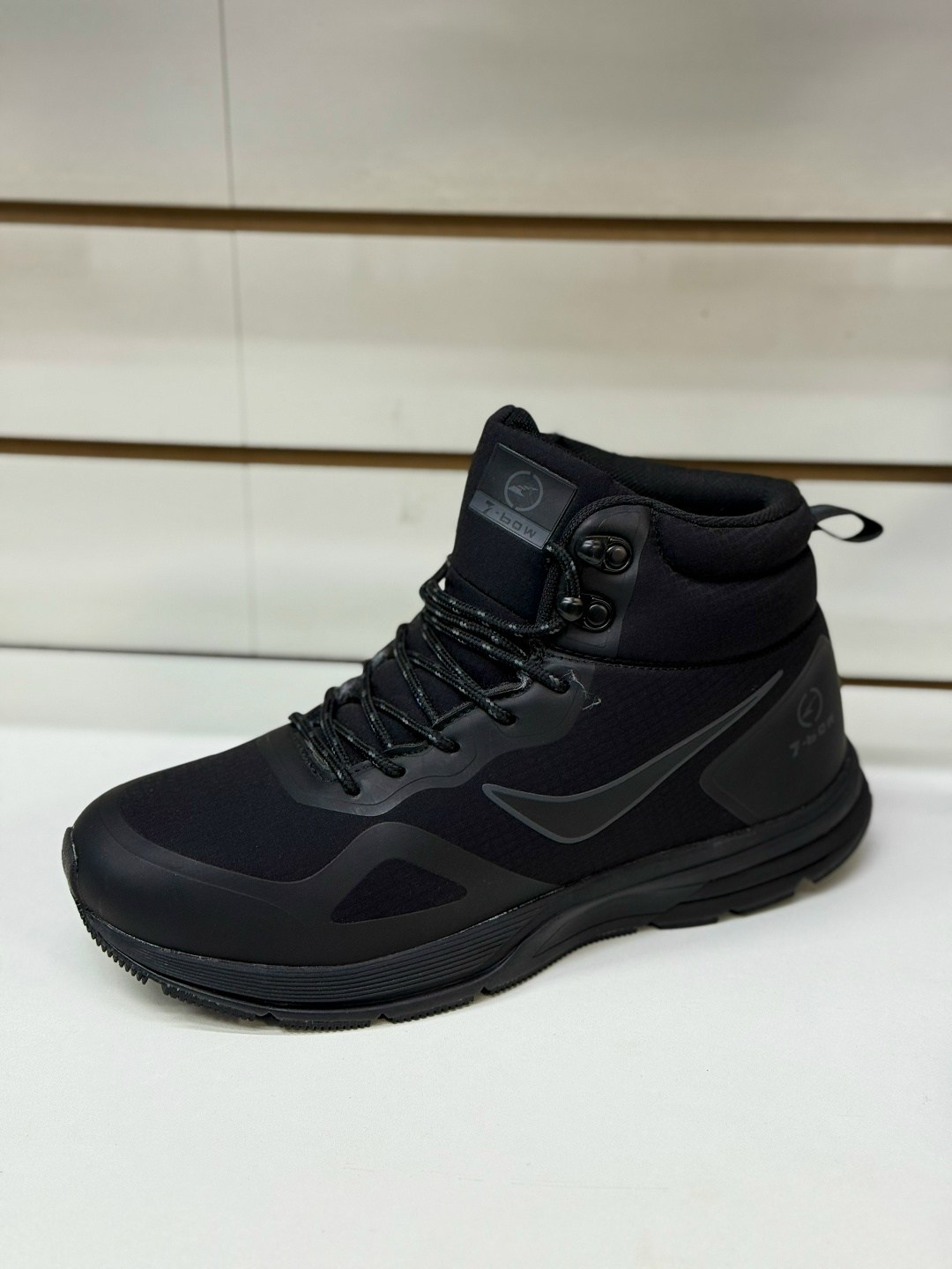 кроссовки,зимние кроссовки nike,кроссовки зимнее,мужская  кроссовки,мужские кроссовки