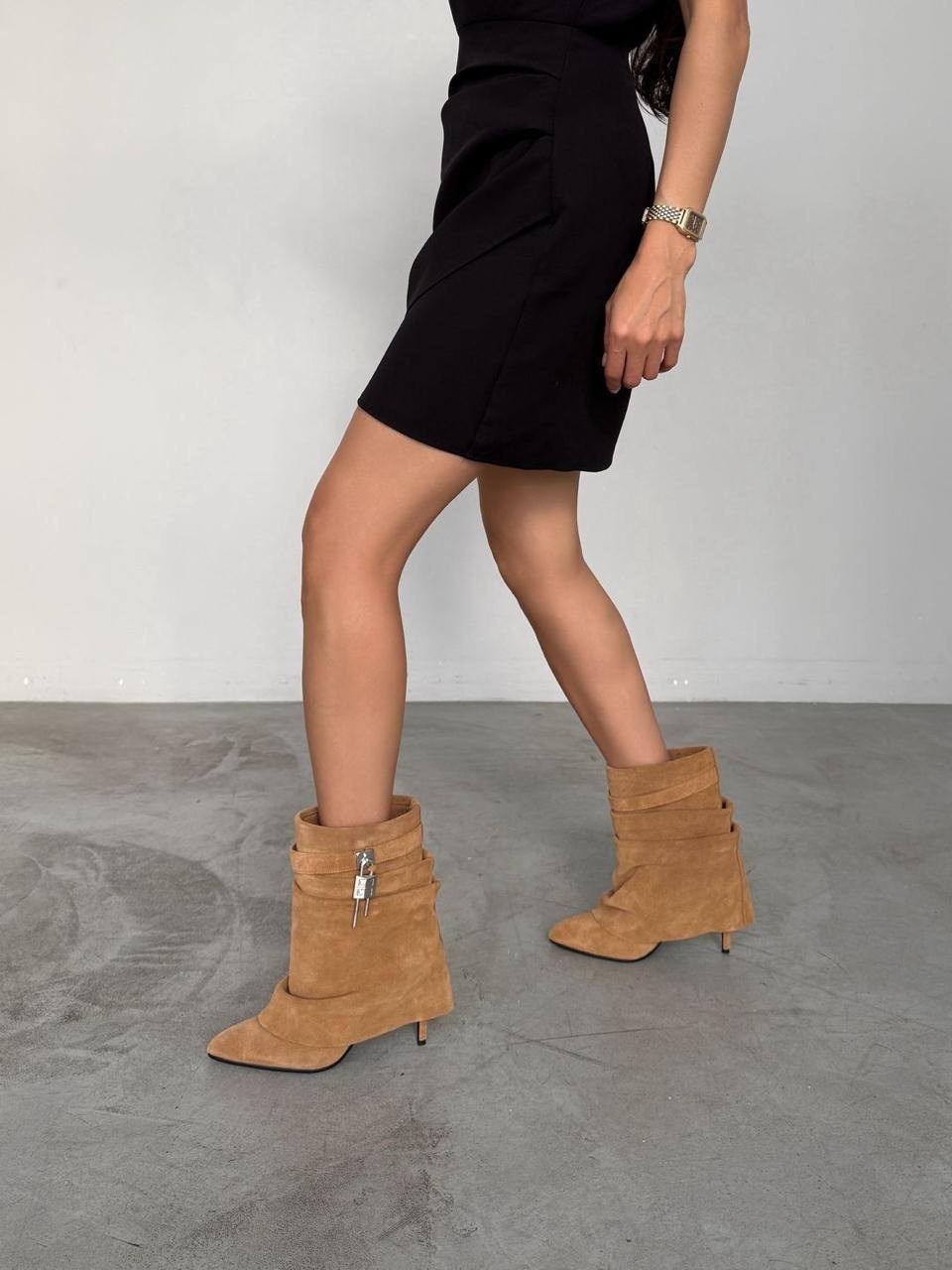 ,замшевые ботильоны,бежевые замшевые сапоги рандеву,женские полусапожки,замшевые сапоги